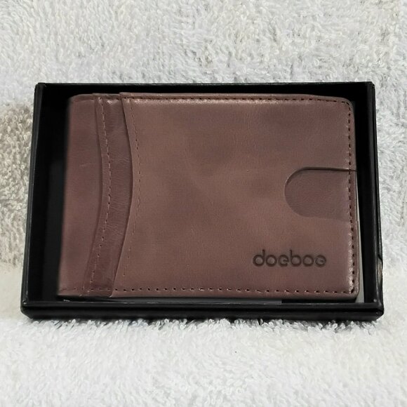 BNIB doeboe Genuine Leather Sim Minimalist RFID Bi-Fold Wallet!! - Picture 1 of 5